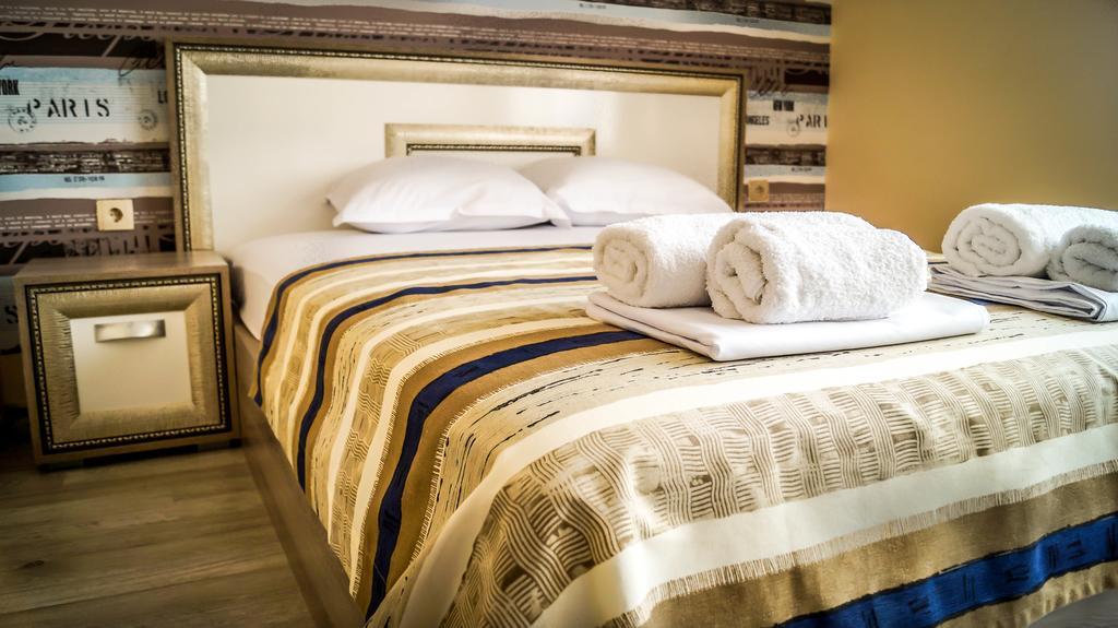 Guest House Meridi Priseltsi Buitenkant foto