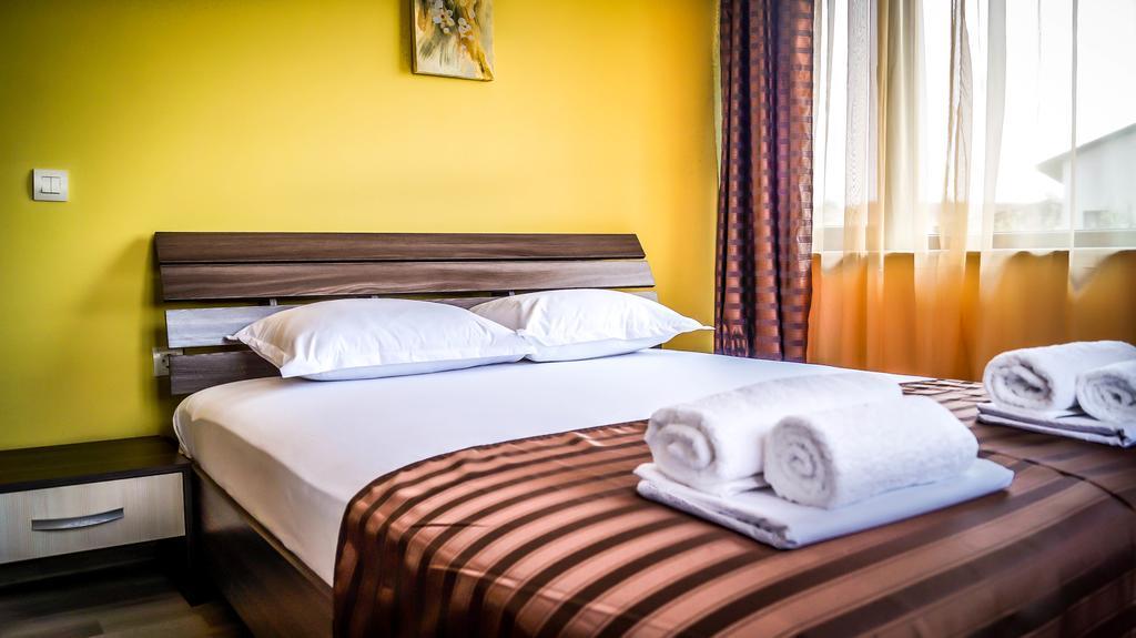 Guest House Meridi Priseltsi Buitenkant foto